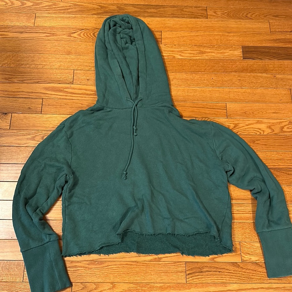 Cropped green LA Hearts sweatshirt